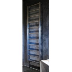 Jis - Brunswick Flat Fronted Towel Rail 900x350mm